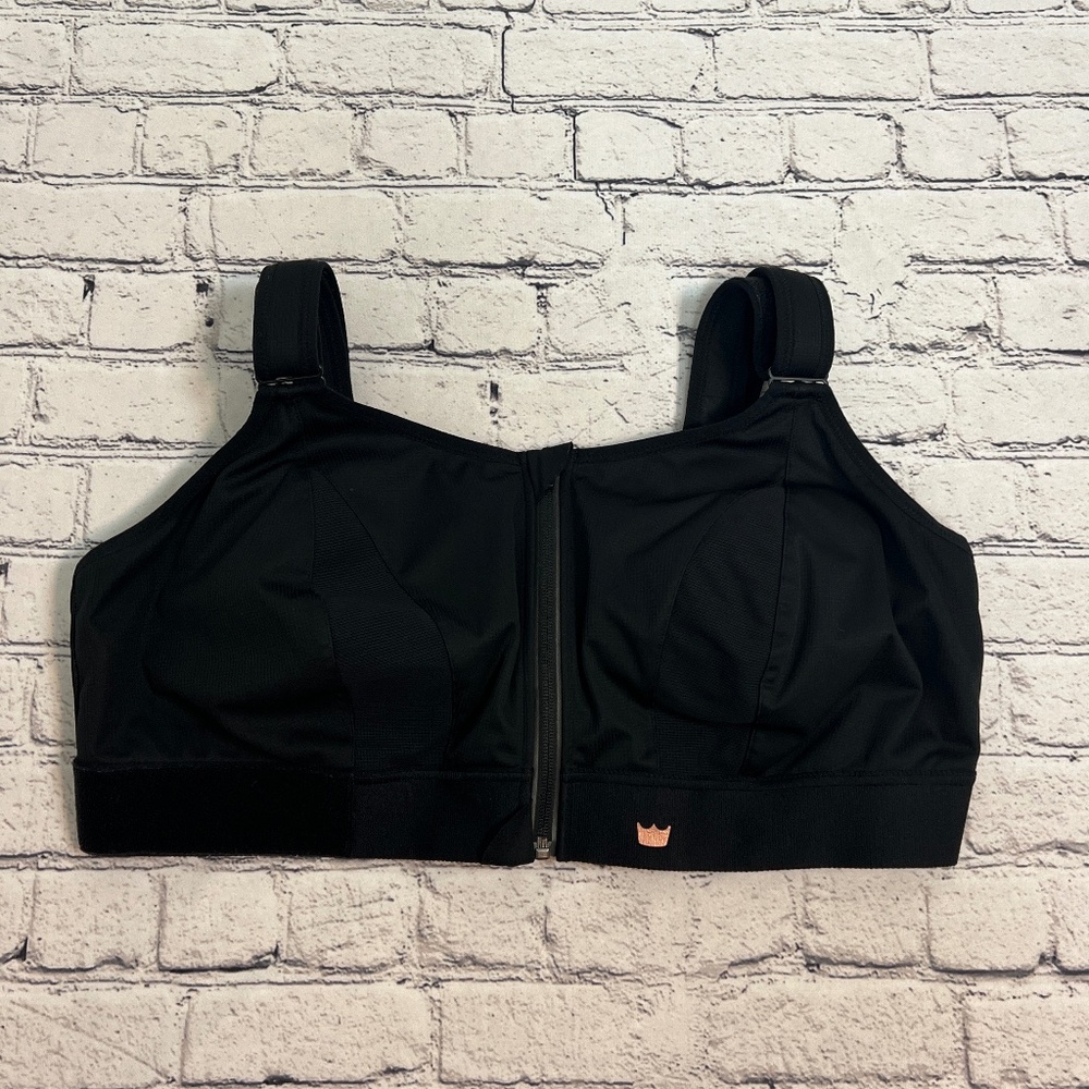 SHEFIT Ultimate Sports Bra Solid Black 5Luxe Plus Size